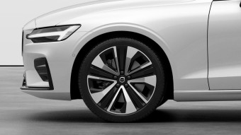 VOLVO V60 2.0 [B4] MHEV Plus Dark DCT SZALONAUTÓ NAGY KEDVEZMÉNNYEL