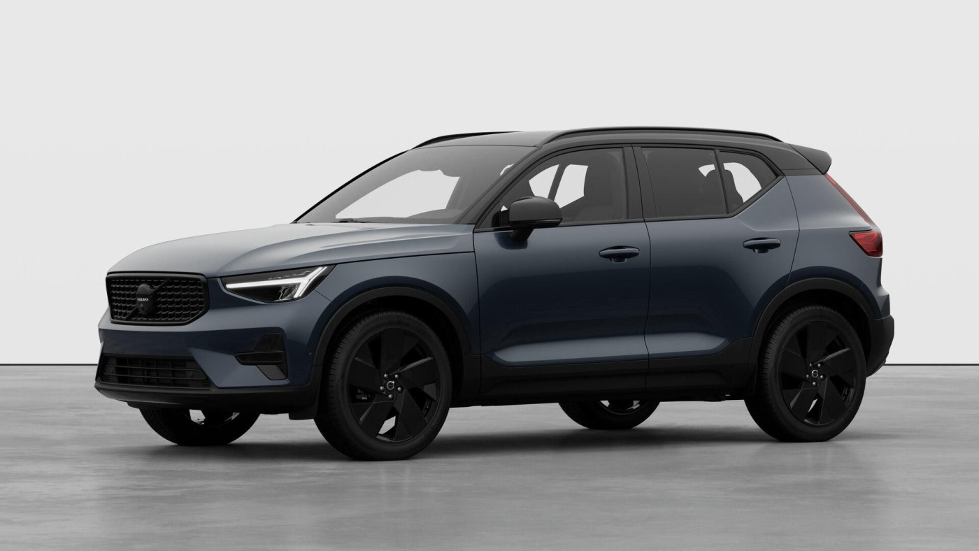 VOLVO XC40 2.0 [B3] MHEV Plus Dark Black Edition DCT SZALONAUTÓ