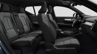 VOLVO XC40 2.0 [B3] MHEV Plus Dark Black Edition DCT SZALONAUTÓ