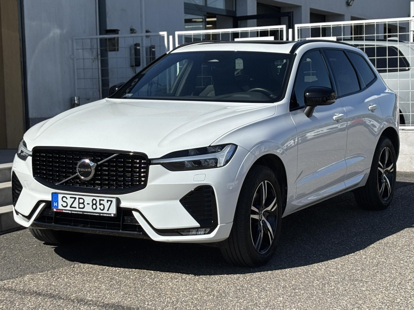 VOLVO XC60 2.0 [B4] MHEV R-Design Geartronic