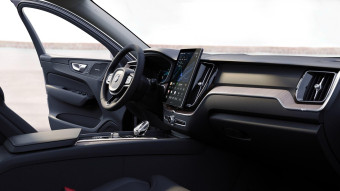 VOLVO XC60 2.0 [T6] Plus Bright AWD Geartronic BEMUTATÓ AUTÓ - FOGALHATÓ
